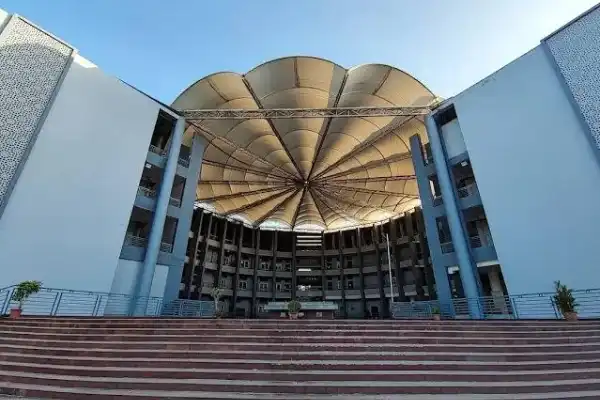 ACE College of Engineering campus in Thiruvananthapuram with academic blocks and student learning spaces.