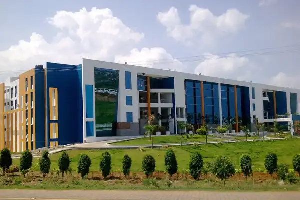 Dhanalakshmi Srinivasan Engineering College near Chennai offering aeronautical engineering with TNEA admissions.