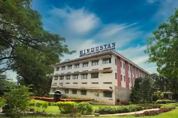 Hindustan University campus in Chennai with aviation-related infrastructure and academic buildings.