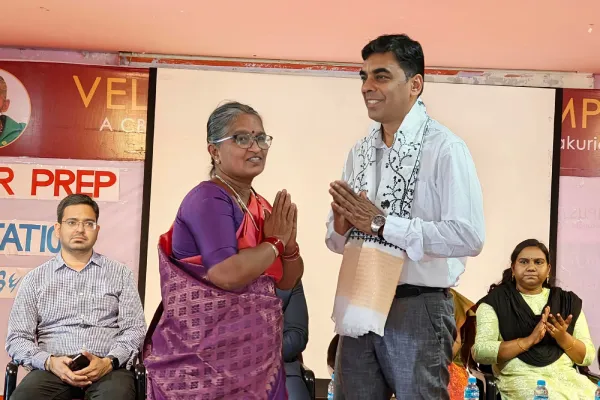 Career Event at Velammal Bodhi Campus, Kallakuruchi Campus. A Session by Career Counsellor Ajay Zener on IPMAT and CLAT examination.